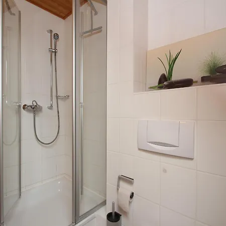 Ferienhaus Doppelhaushaelfte In *