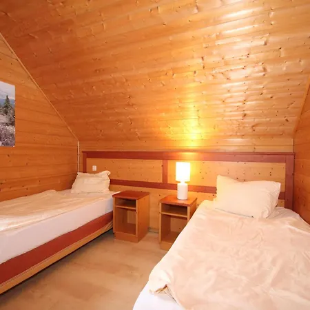 Ferienhaus Doppelhaushaelfte In *